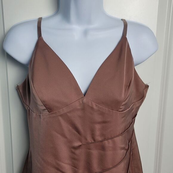 WINDSOR asymmetrical Dress - Picture 2 of 10